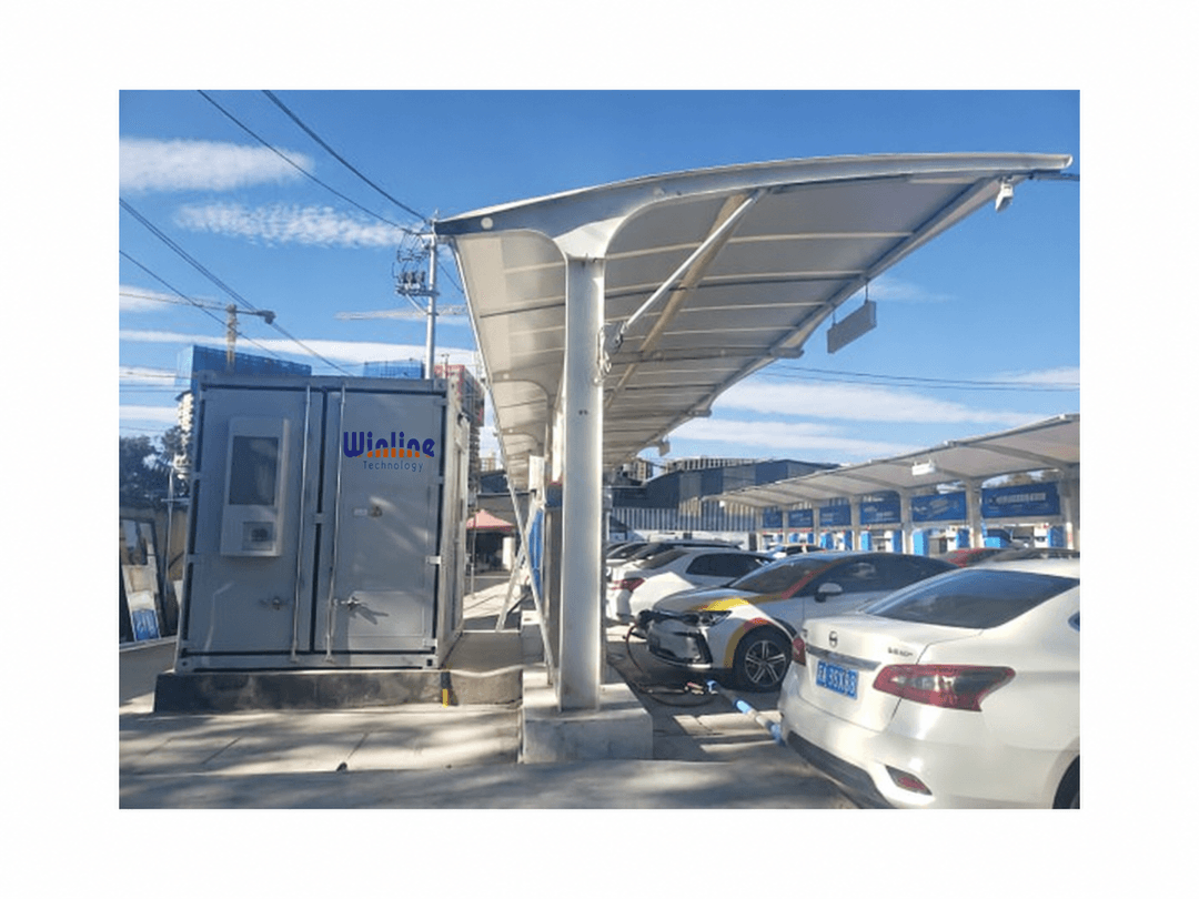 Solution micro-réseau AC/DC solaire, stockage et recharge